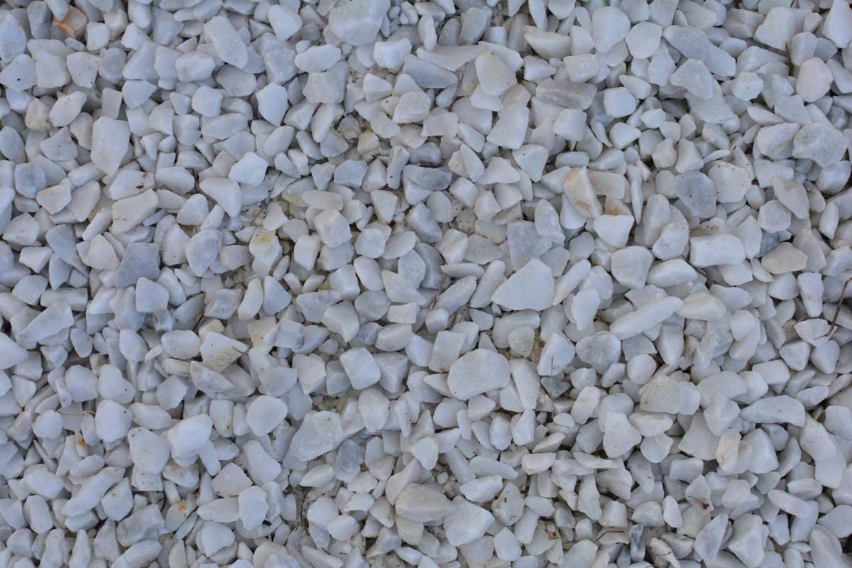 Dekoratīvie akmeņi - šķembas Bianco Carrara , 20kg