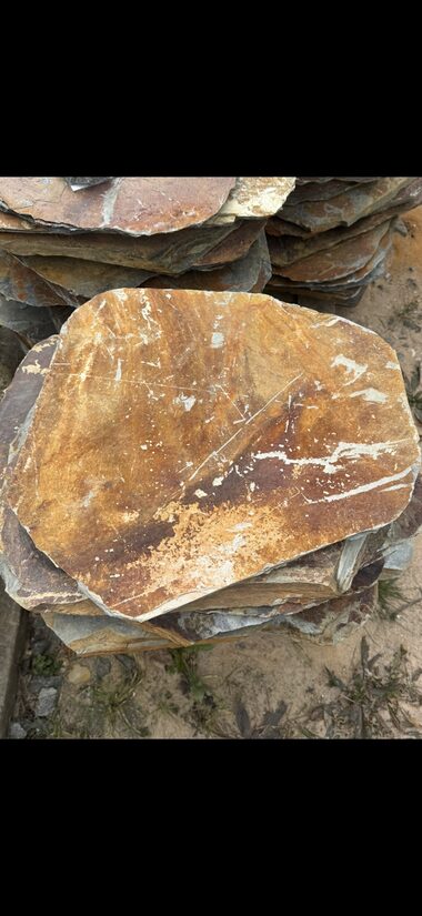 Akmens Steps Multicolor 