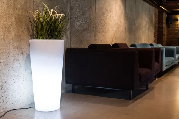 LED Puķupodi Ofisam