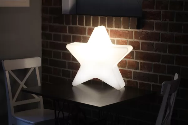 Stilīga LED dekoratīvā lampa zvaigzne 